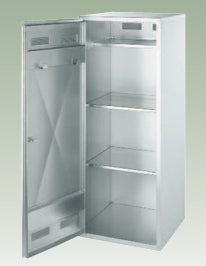 Funktionaler Sattelschrank mit cleverer Aufteilung