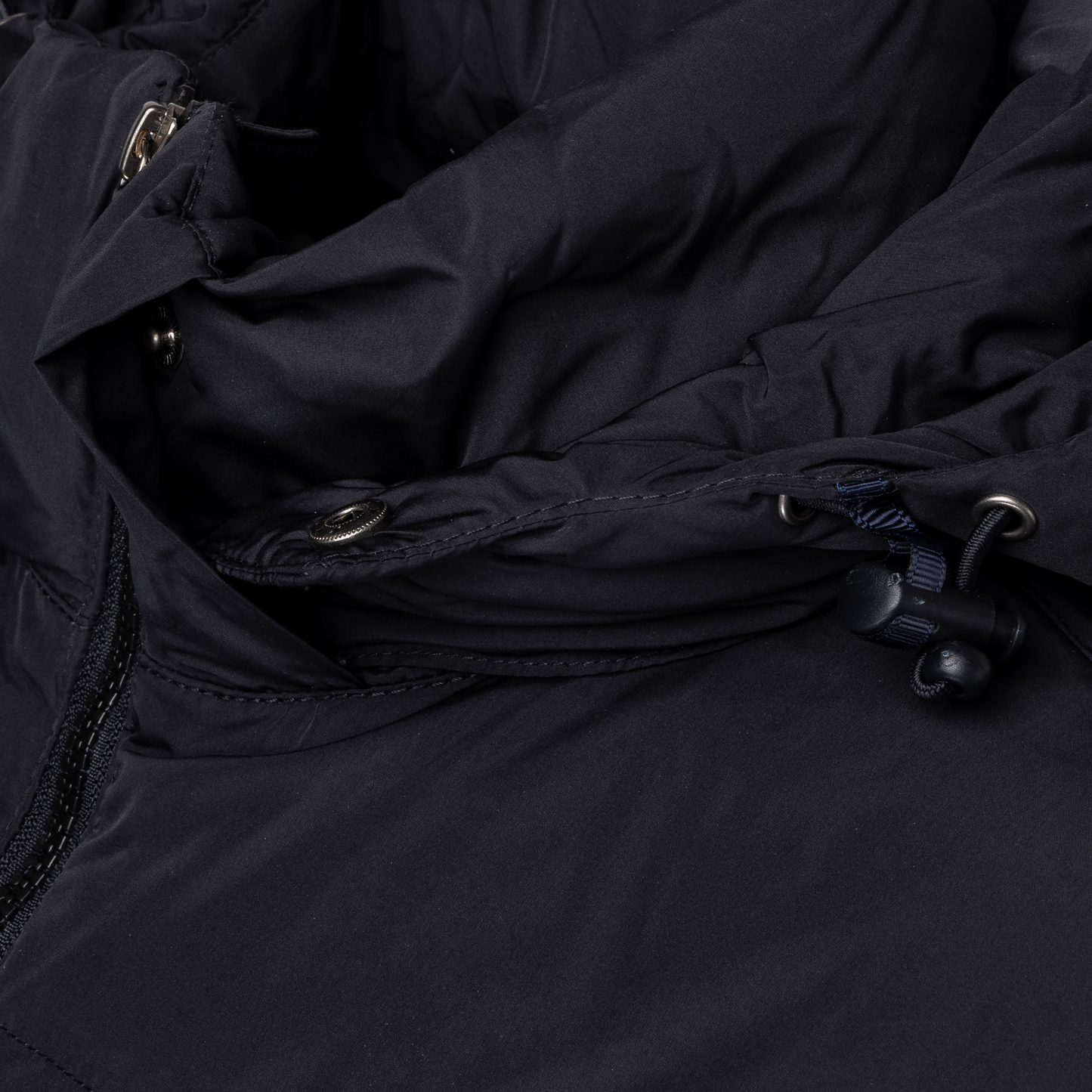 Klassische Unisex Daunenjacke mit Kapuze  *