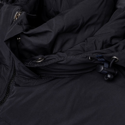 Klassische Unisex Daunenjacke mit Kapuze  *