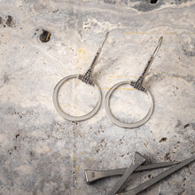 Sterlingsilber Snaffle Bit Drop-Ohrringe mit Zirkonia – Eleganz & feiner Glanz für Reiterinnen mit Stil
