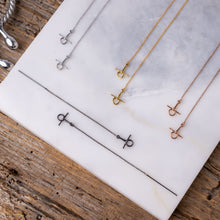 Sterlingsilber Full Cheek Drop Ohrringe – Minimalistische Eleganz für Reiterinnen mit Stil