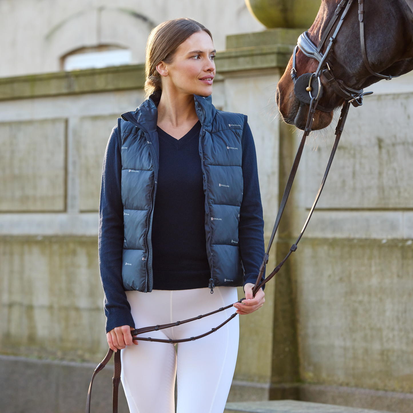 Classic Damen-Pullover mit V-Ausschnitt